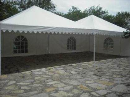 CARPAS, LONAS Y COBERTORES PARA VEHICULOS MILITARES Y EMBARCACIONES MARITIMAS.