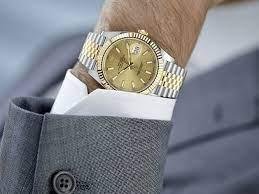 Compramos Relojes de marca llamenos o escribanos a nuestro Whatsapp  +584149085101   CENTRO COMERCIAL SHOPPIMG CENTER EN VALENCIA