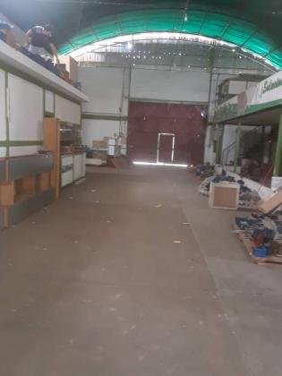SE VENDE GALPON E AVENIDA LIBERTADOR SAN FELIX  EXCELENTE UBICACION