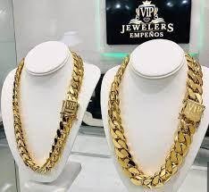 Compramos Prendas de oro llame o escriba a nuestro Whatsapp  +584149085101  Caracas CCCT  Joyeria GM CAVALIERI