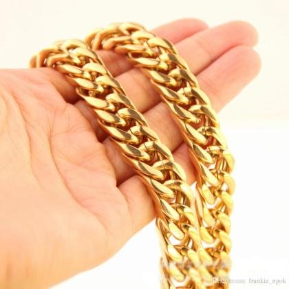 Compramos Prendas de oro llame o escriba a nuestro Whatsapp  +584149085101  Caracas CCCT  Joyeria GM CAVALIERI