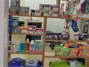 VENTA DE ALIMENTOS, MEDICAMENTOS Y ACCESORIOS PARA MASCOTAS