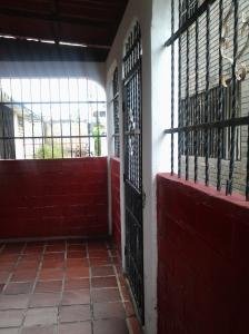 SE VENDE CASA EN LA ISABELICA SECTOR 8