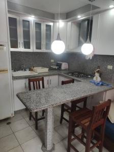 Apartamento en Tucacas , Res COCOTERO MAR II,