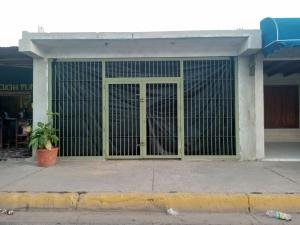 Local comercial 100 M2 ubicado en zona playera de Puerto Piritu