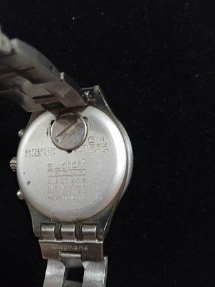 Reloj Swatch Irony Diaphane Plateado Original
