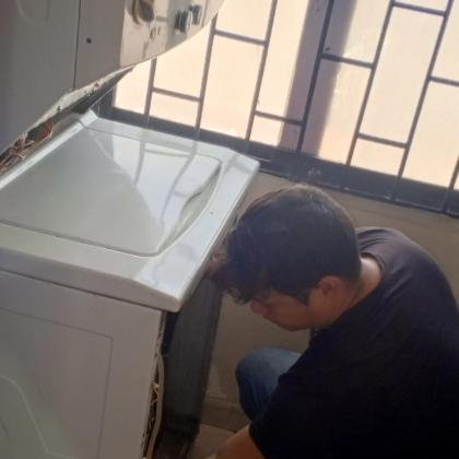 Mantenimiento reparación e instalación de lavadoras secadoras lavaseca LG Samsung Whirlpool electrolux Mabe Frigidaire Kenwood yplus Whirlpool