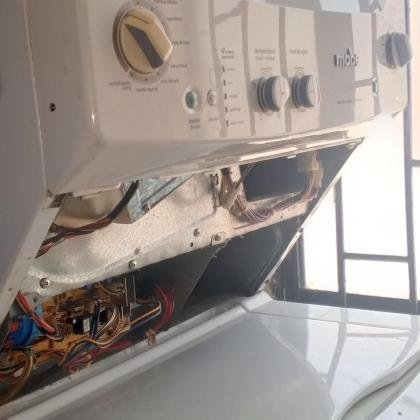 Mantenimiento reparación e instalación de lavadoras secadoras lavaseca LG Samsung Whirlpool electrolux Mabe Frigidaire Kenwood yplus Whirlpool