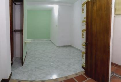 Alquiler de HABITACIÓN Tipo Estudio para caballero
